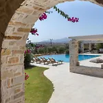 Caelia * Santa Maria (Paros)